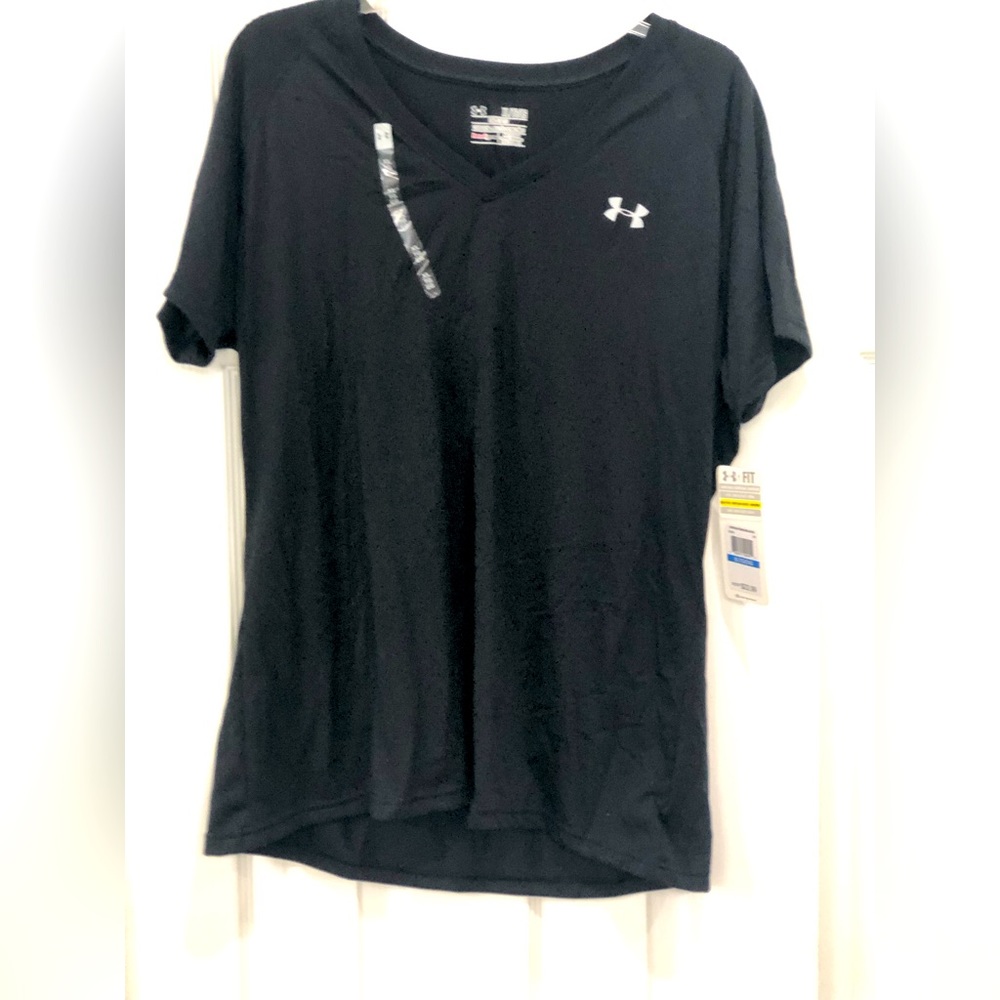 NWT Women’s Under Armor shirt